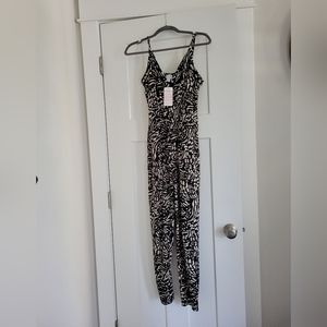 NWT Evereve jumpsuit